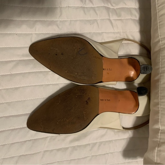 Salvatore Ferragamo sling back heels - Picture 5 of 9